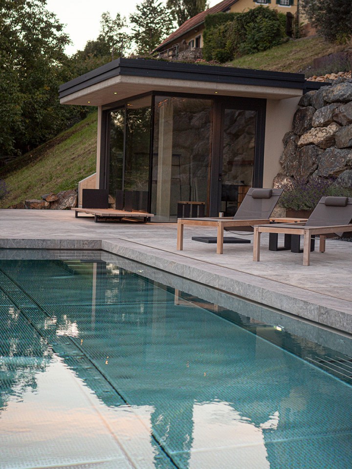 Naturstein-Poolanlage – Stein Bund Referenzprojekt